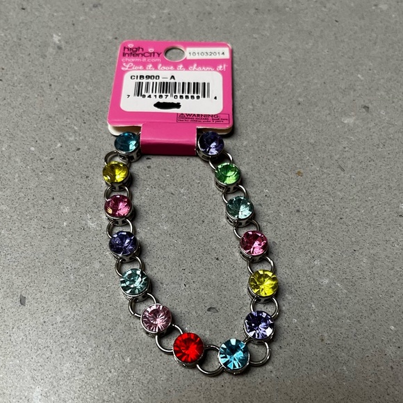 NWT HAIR CHALK PENS AND CHARM BRACELET - Picture 6 of 9